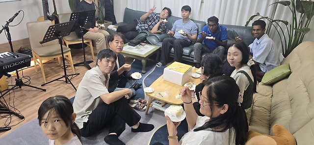 목요열방예배 100번째 예배를 드렸습니다